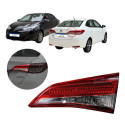 Lanterna Direita Tampa Toyota Yaris Sedan 2019 A 2025 S/led
